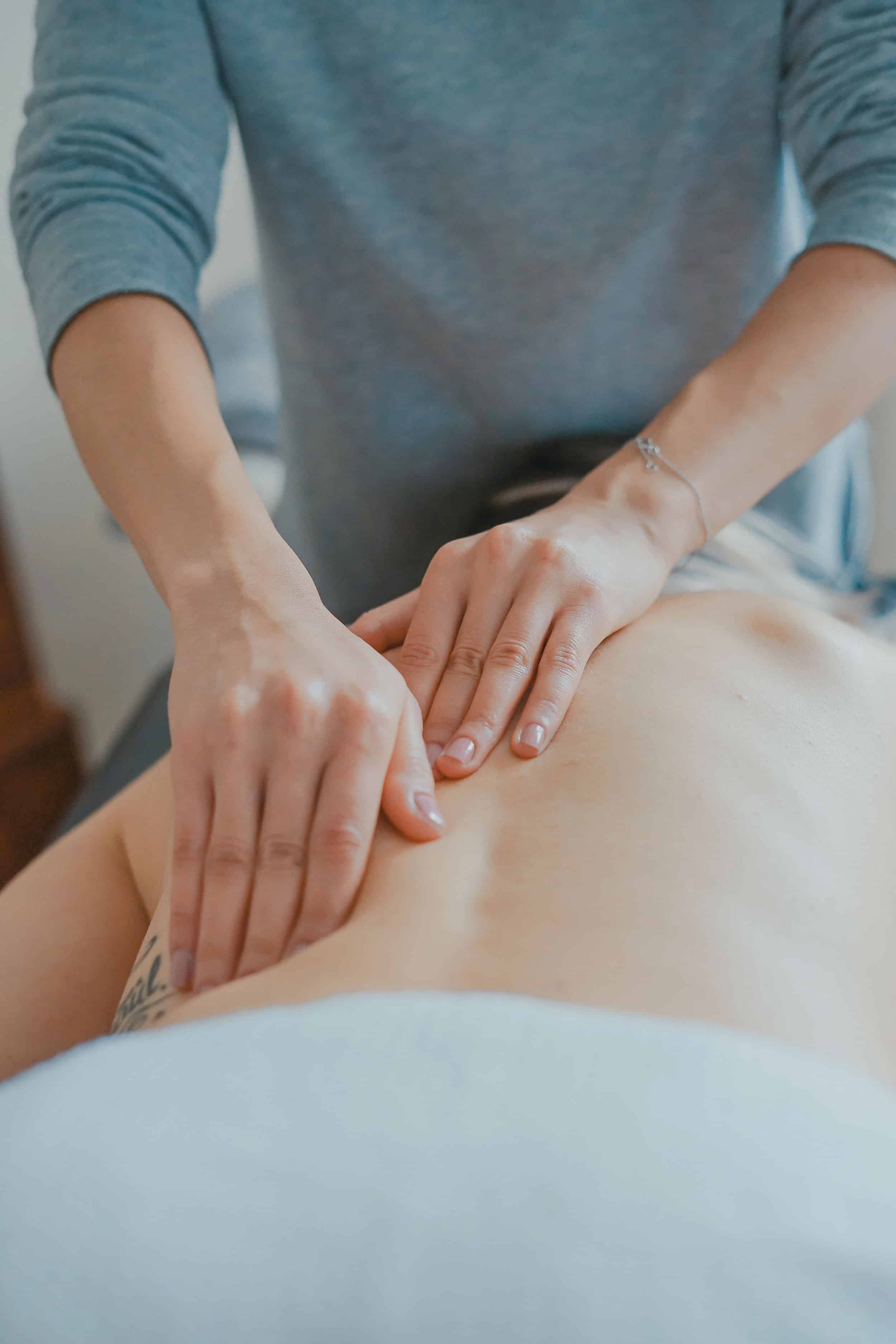 massage-bien-etre-soin-corps-peau-reflexologie